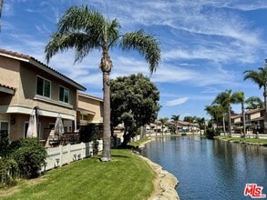 7756 Sailboat Cir in Huntington Beach, CA - Building Photo - Building Photo