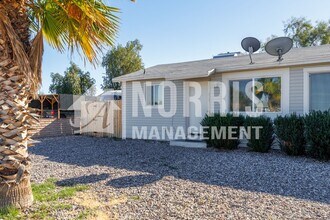 215 E 10th St in Casa Grande, AZ - Building Photo - Building Photo