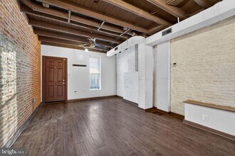 1602 Latrobe St in Baltimore, MD - Building Photo - Building Photo