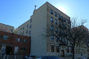 908 Tiffany St Apartments