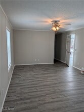 100 Cedar Brook Dr in Elyria, OH - Building Photo - Building Photo