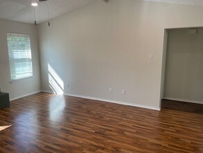 917 Vail Highlands Cir in Hewitt, TX - Foto de edificio - Building Photo