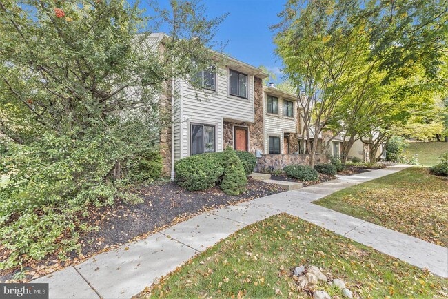 18 Flintlock Ln in Chesterbrook, PA - Building Photo - Building Photo
