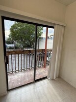 2301 NE 16th St in Pompano Beach, FL - Building Photo