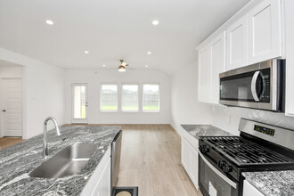1211 Via Sacra Dr in Richmond, TX - Building Photo - Building Photo
