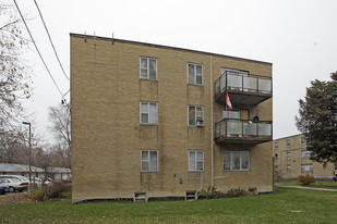 2437 Hurontario St Apartments