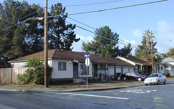 1919 Gamel Way in Mountain View, CA - Foto de edificio - Building Photo