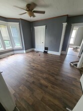 57 Cartier St, Unit Apt 1 in Manchester, NH - Building Photo - Building Photo