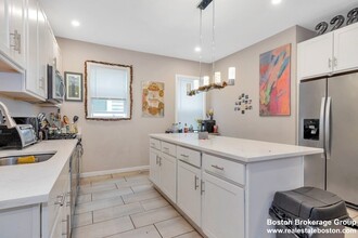 228 Calumet St in Boston, MA - Building Photo - Building Photo