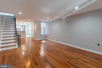 34 N Paxon St in Philadelphia, PA - Foto de edificio - Building Photo