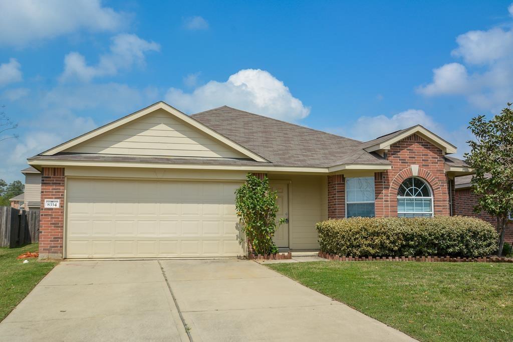8334 Loetsch Ridge Way in Spring, TX - Building Photo