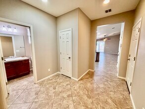 7407 E Onza Ave in Mesa, AZ - Building Photo - Building Photo