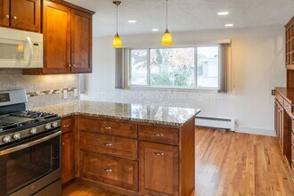 1003 W Eastmont Way in Spokane, WA - Building Photo - Building Photo