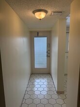 6075 N Sabal Palm Blvd, Unit 103 in Tamarac, FL - Building Photo - Building Photo