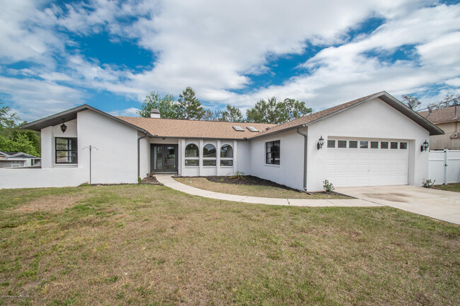 3371 Coronet Ct in Spring Hill, FL - Building Photo - Building Photo