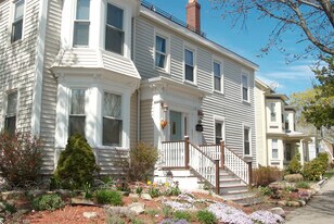 25 Baltimore St, Unit 25 Baltimore St. in Lynn, MA - Building Photo