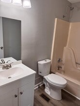 5470 Stacy Springs Rd in Springfield, TN - Building Photo - Building Photo