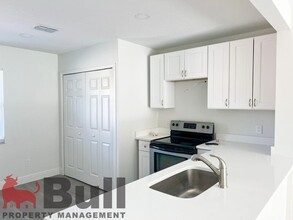 34 Sandalwood Ct in Oviedo, FL - Building Photo - Building Photo