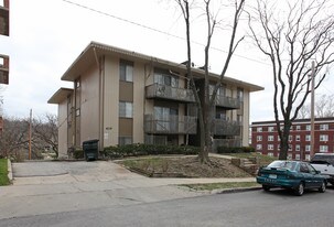 4135 Locust St Apartments