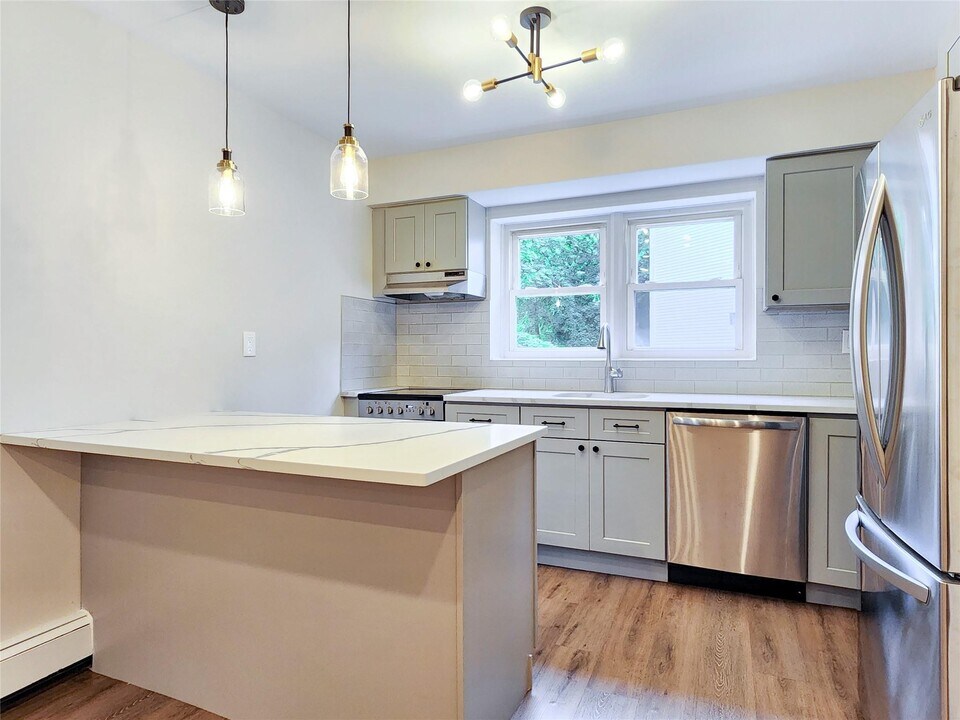 35 Ridge Rd in Dobbs Ferry, NY - Building Photo