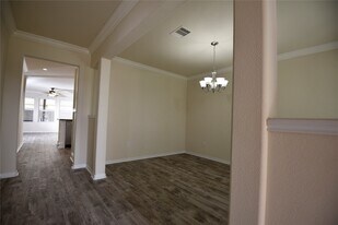 9997 Hyacinth Way in Conroe, TX - Building Photo