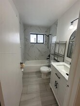 1490 W 42nd Pl in Hialeah, FL - Building Photo - Building Photo