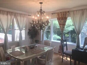 7330 Lewinsville Park Ct in McLean, VA - Building Photo - Building Photo