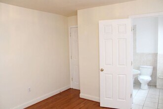 809 Park Ave in Baltimore, MD - Building Photo - Building Photo