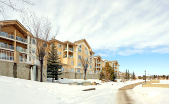 Sierras on the Lake Apartments