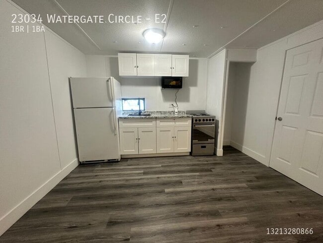 property at 23034 Watergate Cir