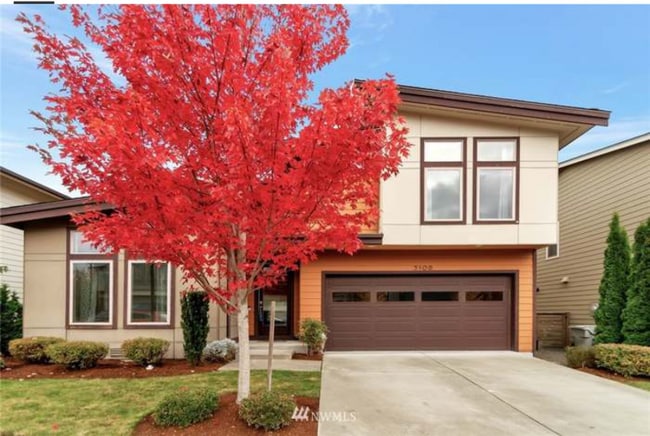 property at 5106 NE 11th St