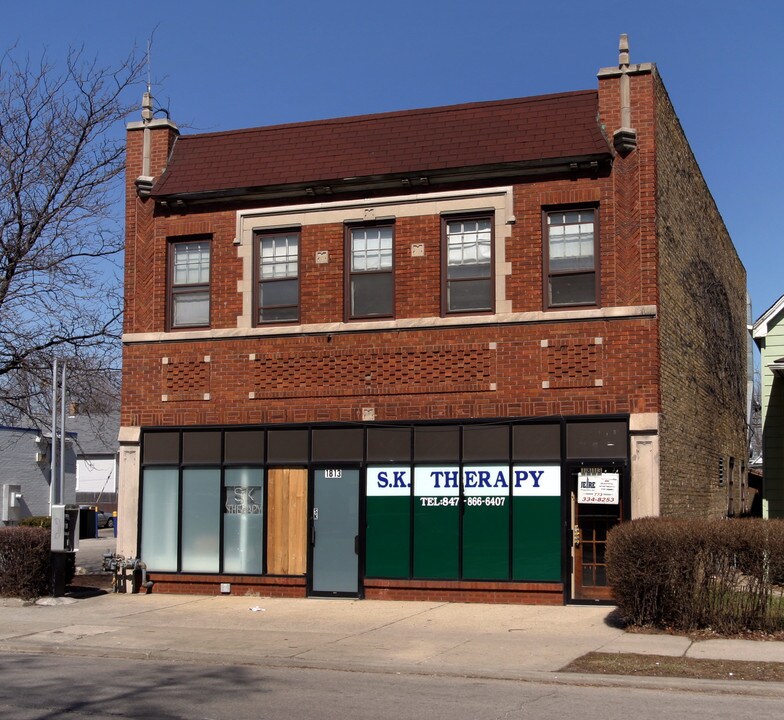 1813 Dempster St in Evanston, IL - Building Photo