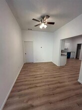 728 S Elm St in Sherman, TX - Building Photo - Building Photo
