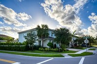 4426 Greenway Dr in Hollywood, FL - Foto de edificio - Building Photo