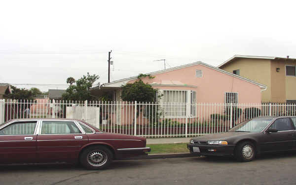 1615 Cedar Ave in Long Beach, CA - Foto de edificio