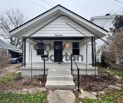 14 Highland St in Franklin, OH - Building Photo