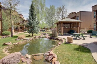 2373 Quarter Horse Trl in Overgaard, AZ - Building Photo - Building Photo