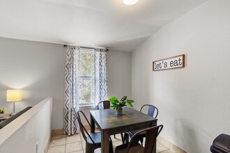 1407 N D St in Pensacola, FL - Building Photo - Building Photo
