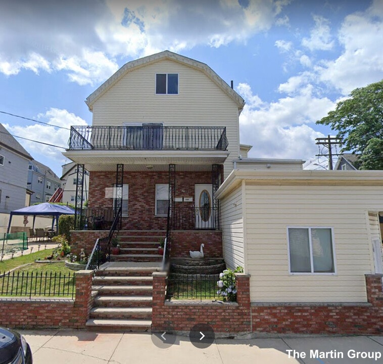 88 Albion St, Unit 2 in Somerville, MA - Foto de edificio