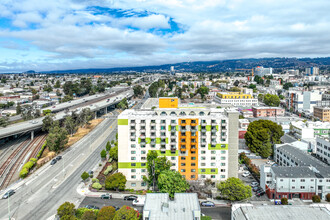 Northgate Terrace in Oakland, CA - Building Photo - Building Photo