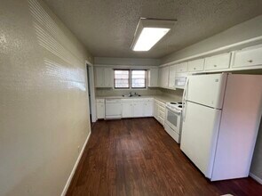 3410 33rd St in Lubbock, TX - Building Photo - Building Photo