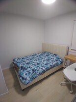 250 Keats Way in Waterloo, ON - Building Photo