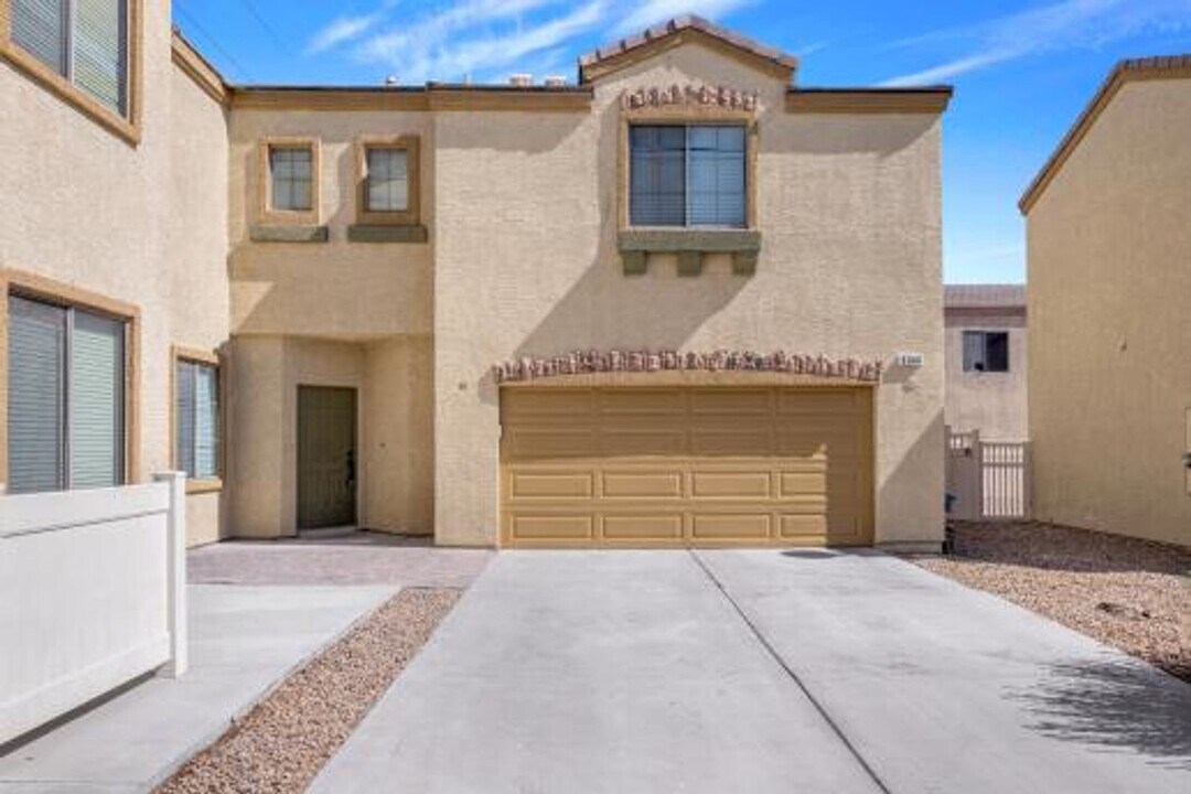 6344 N Tim English St in North Las Vegas, NV - Building Photo