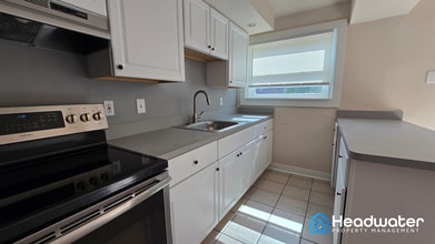 804 Grant Rd in Folcroft, PA - Building Photo - Building Photo