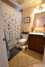 43 Nottinghill Rd, Unit 1 in Boston, MA - Building Photo - Building Photo