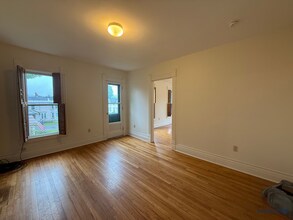 5 E Main St-Unit -3 in Earlville, NY - Building Photo - Building Photo