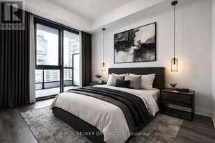 65 Broadway Ave in Toronto, ON - Building Photo