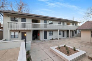 Watson Street Apartments in Fayetteville, AR - Building Photo
