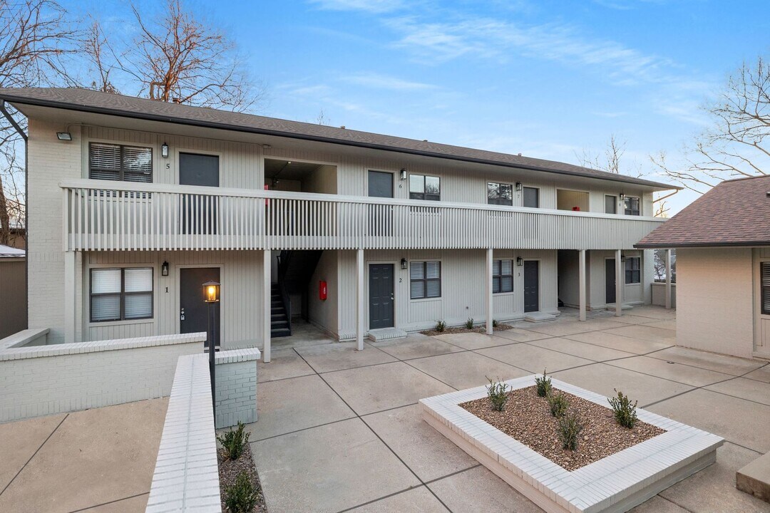 Watson Street Apartments in Fayetteville, AR - Foto de edificio