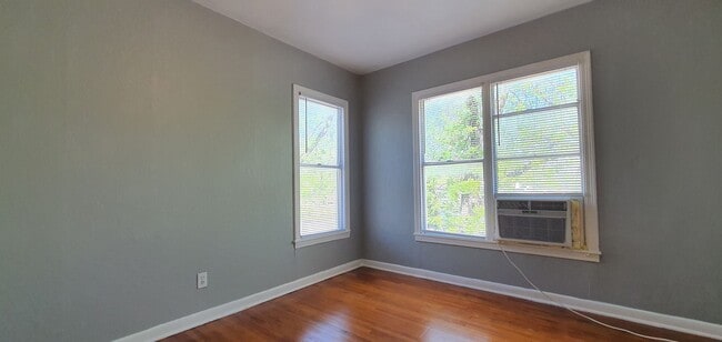 1215 W Ave M in San Angelo, TX - Building Photo - Building Photo